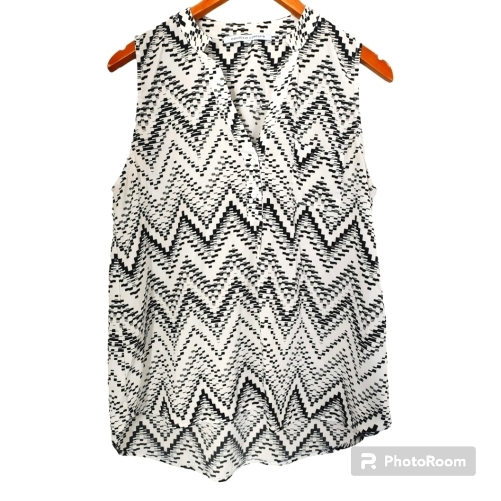 Collective Concepts Black & White Print Sleeveless Top